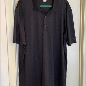 A Men's Short Sleeve Shirt